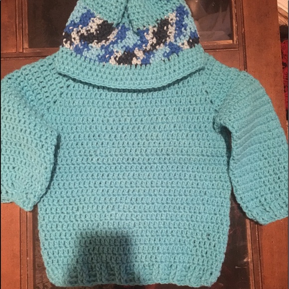 Other - Sweater and hat